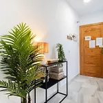 Skyline Penthouse With Views Over Plaza De La Merced Daire