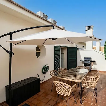 Skyline Penthouse With Views Over Plaza De La Merced Daire