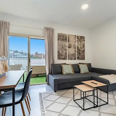 Skyline Penthouse With Views Over Plaza De La Merced